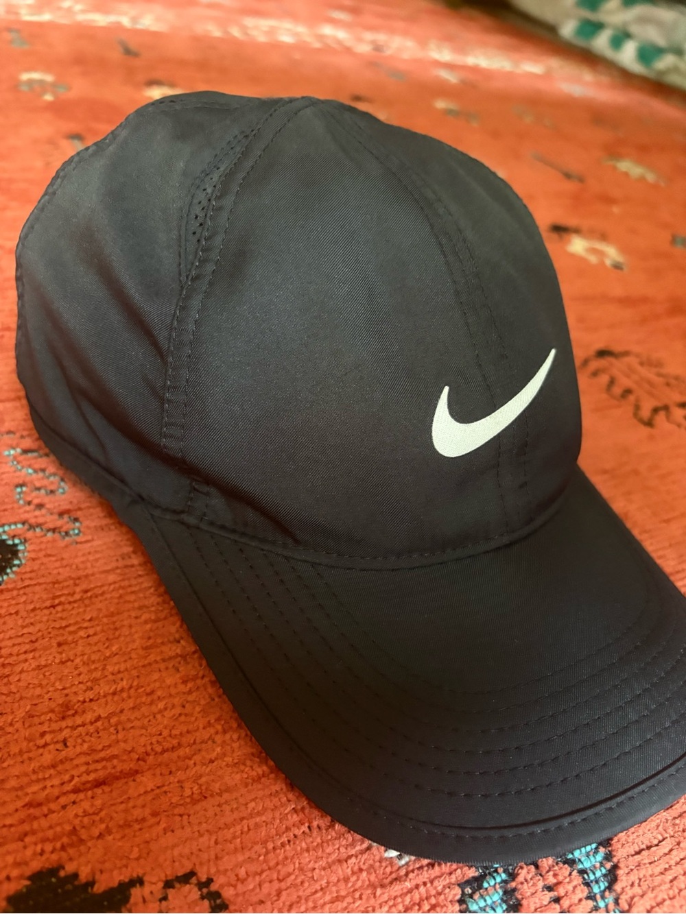 Nike Unisex Black Swoosh Performance Cap - Picture 2 of 4